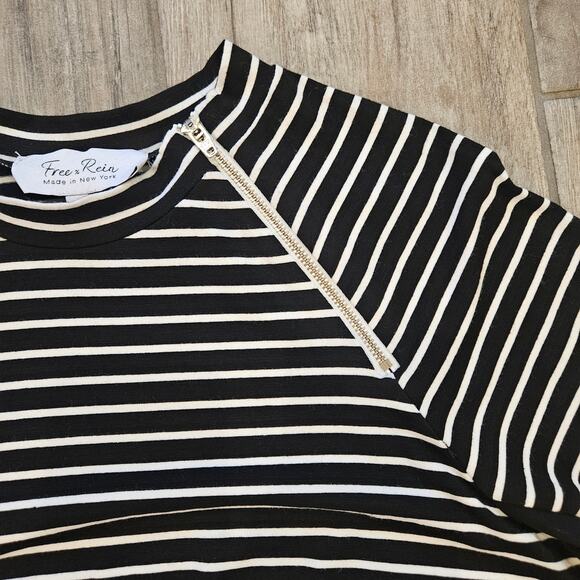 Free x Rein Bodysuit Women Size S Moto Zip Short Sleeve Crew Neck Equestrian NEW - Picture 4 of 15